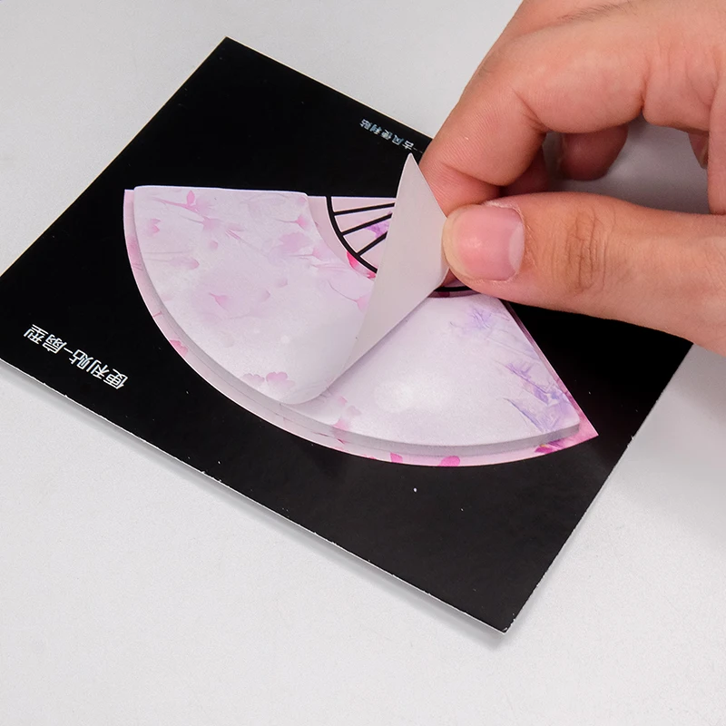 1 шт. случайный вентилятор Самоклеящиеся блокнот kawaii mini sticky notes милые блокноты