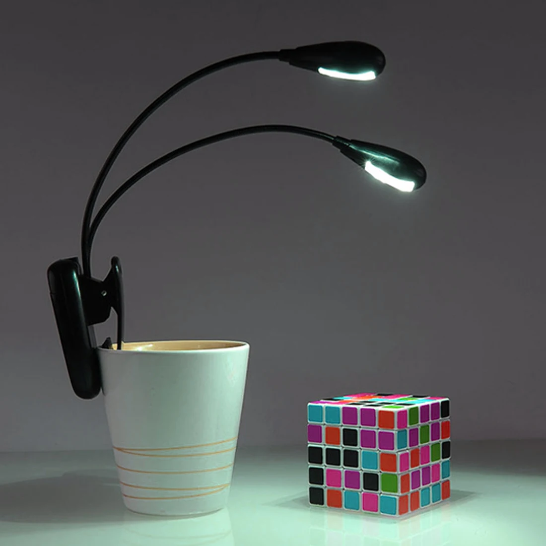 Регулируемый светильник для книги USB 2 светодиода перезаряжаемый мини на клипсе