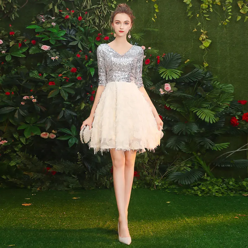 Женское коктейльное платье FADISTEE облегающее короткое белое с круглым вырезом и