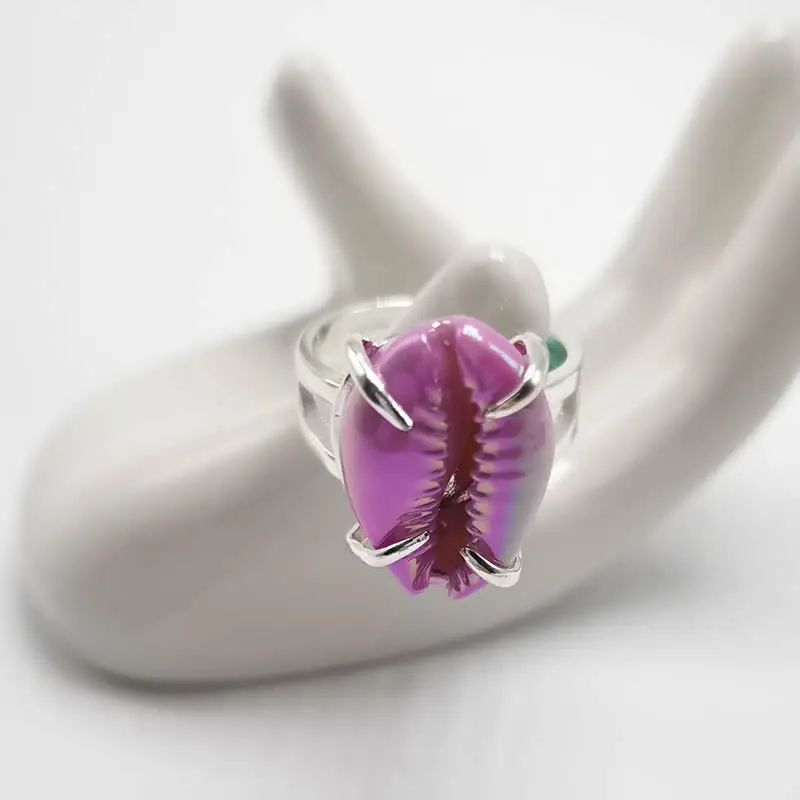 Кольцо с разноцветными ракушками под золото Серебристая раковина летнее пляжное