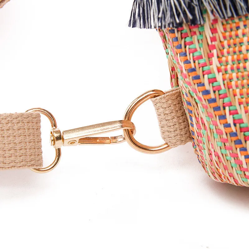 

Handmade Knitting Ladies Tassel Backpack New Fashion Fringed Straw Backpack 2019 New Pearl Mini Women Bagpack