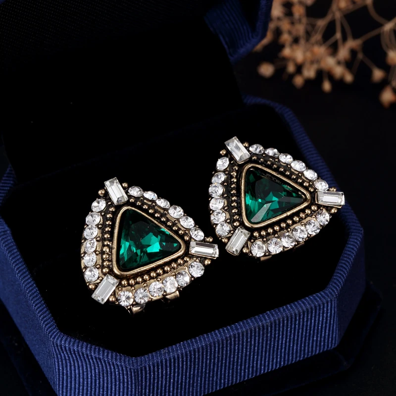 2017 Треугольник Стад Серьги Новые Моды Для Женщин Свадебные Чешские