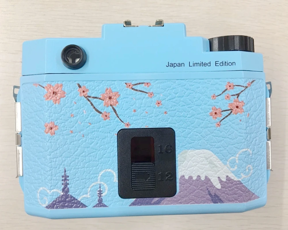 Камера среднего формата HOLGA 120 120N Blue Japan limited edition Lomo Kodak Fujifilm