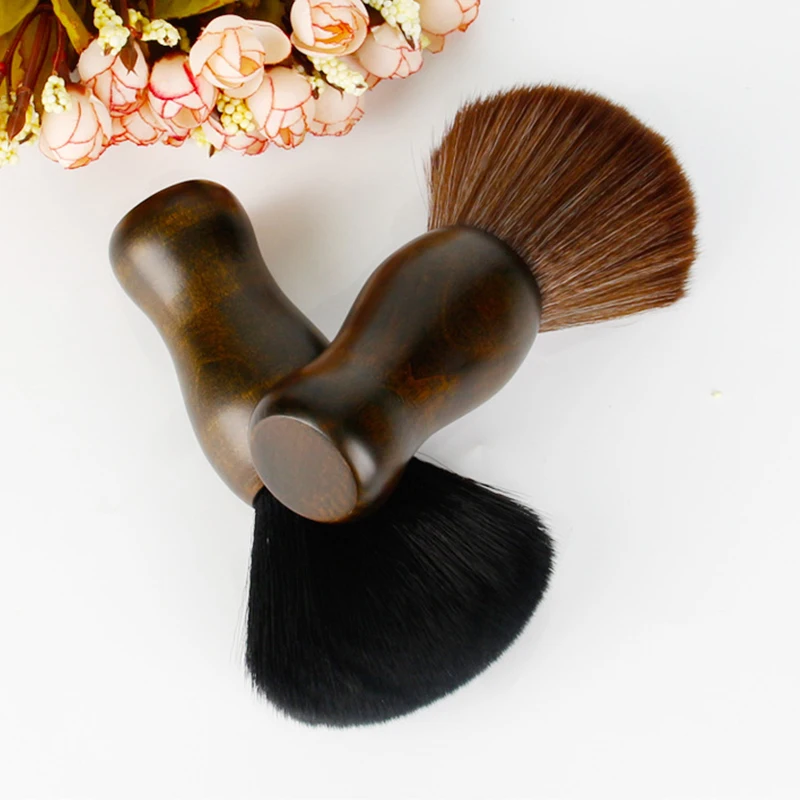 Щетка для лица и шеи мягкий парикмахерский инструмент с деревянной ручкой черный