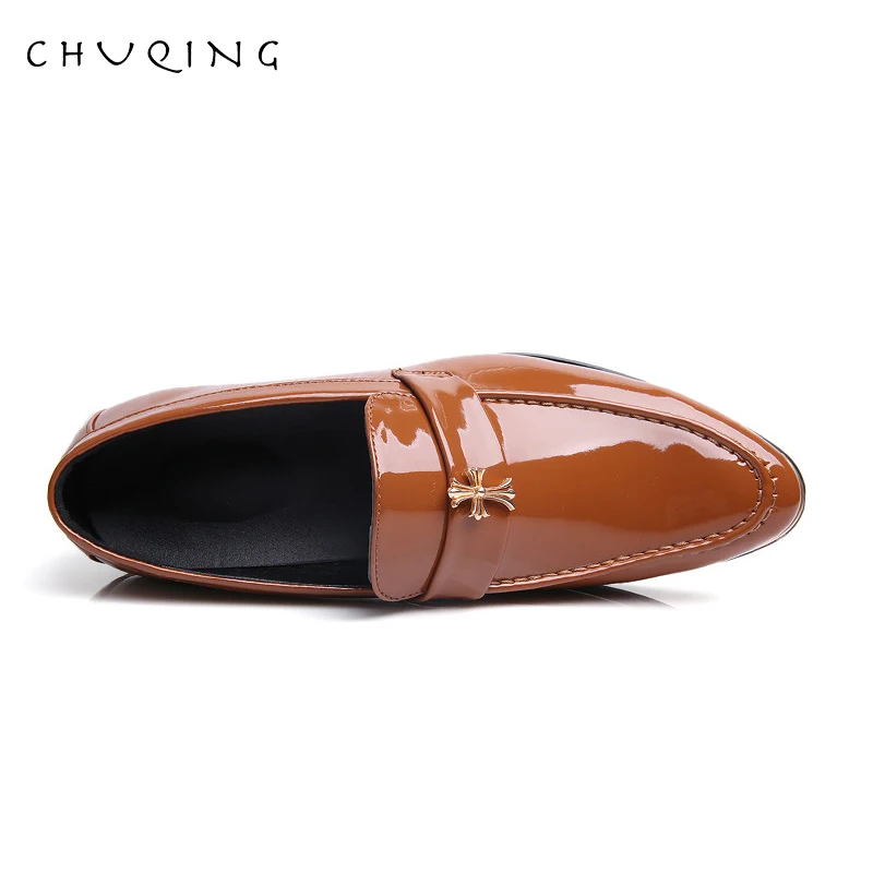Мужские лоферы с кисточками CHUQING кожаные модельные туфли без шнуровки