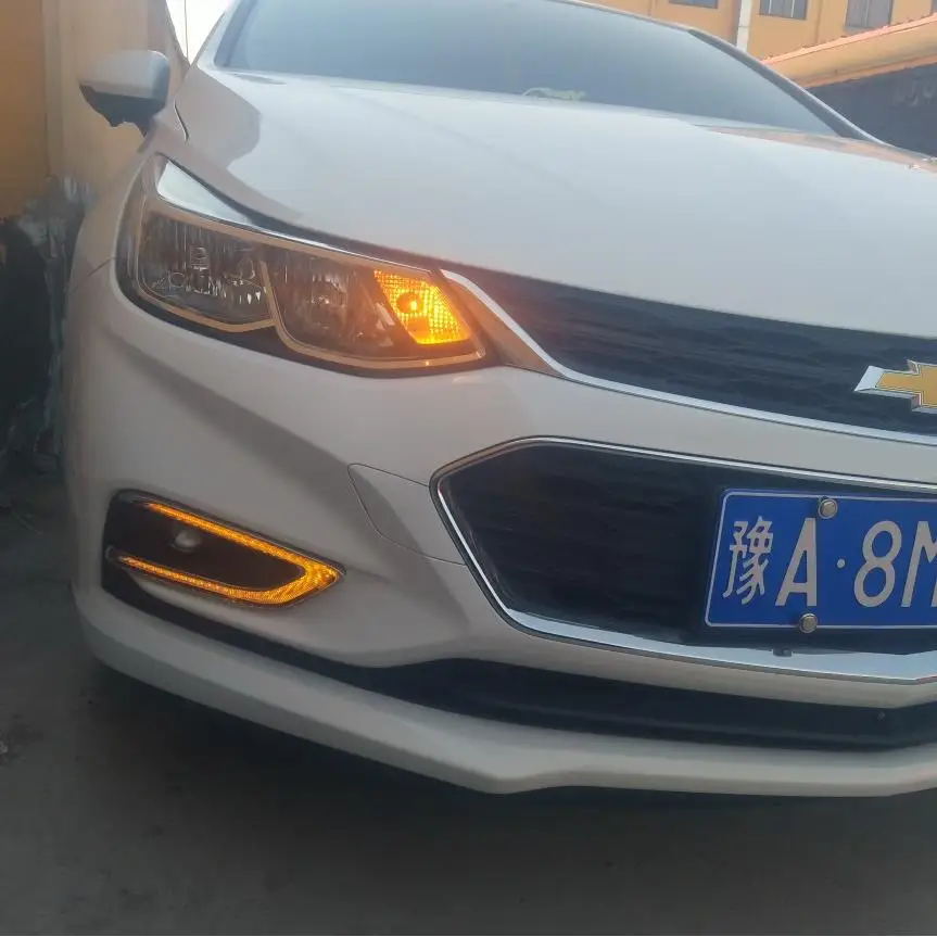 Стиль сигнала поворота реле 12 В Автомобильный светодиодный DRL дневные ходовые огни с отверстием противотуманной фары для Chevrolet Cruze
