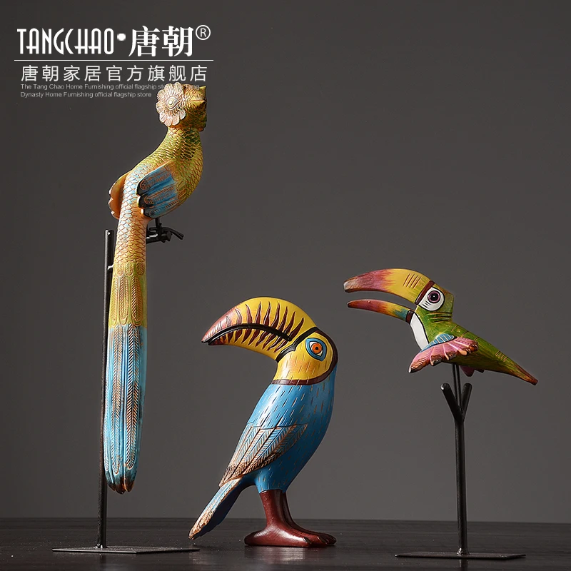 

Living room TV cabinet ornaments European American style home with model room soft decoration tropical rainforest bird