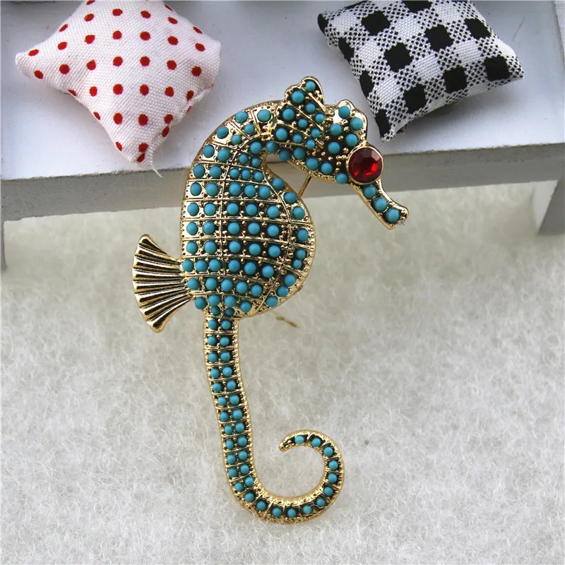 2020 Ретро преувеличенный Стиль сплав морской лошади инкрустированные синими