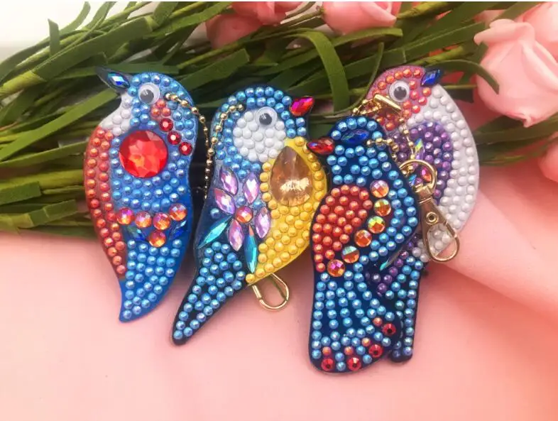 Diamond keychain DIY Специальная Алмазная картина Автомобиль Мотоцикл Рождественский подарок декоративный брелок Женская сумка подвеска брелок ювелирный брелок для ключей a139 - Color: Diamond keychain
