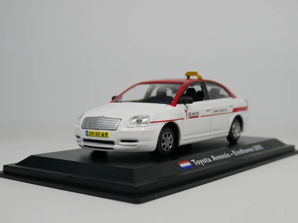 Leo модель 1:43 Toyota Avensis 2003 Эйндховен такси голландское такси литая модель автомобиля