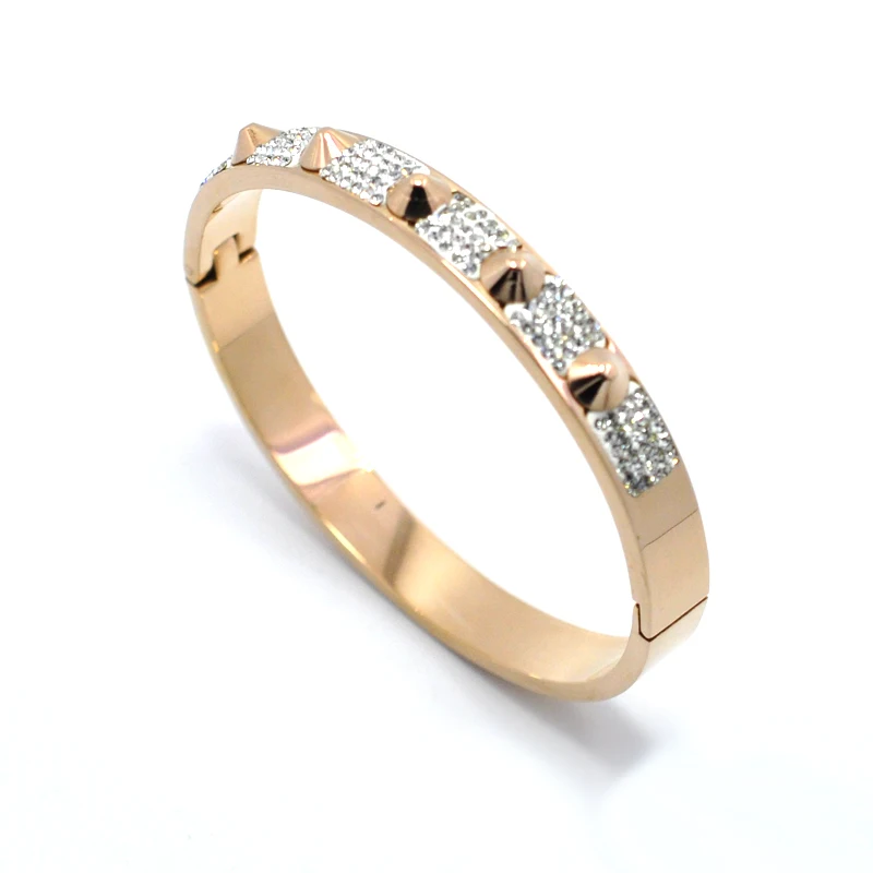 FYSARA мода любовника ювелирные изделия Спайк браслет в форме пирамиды на запястье