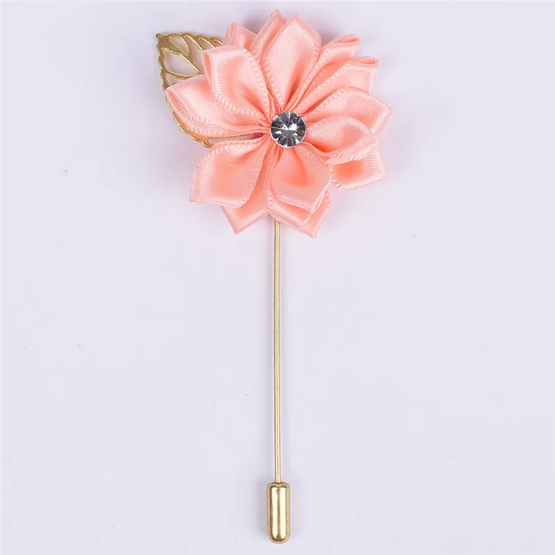 shell pink Металлический золотой лист бутоньерка для жениха Шелковый атласный цветок розы Брошь для жениха для мужчин Свадебная вечеринка Выпускной мужской костюм корсаж булавка XH889Z - Цвет: shell pink