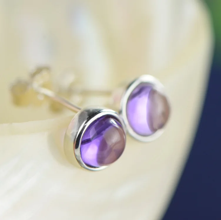 

2018 Real Brinco Nail Wholesale Simple, Exquisite, Small, Wild, Natural Crystal Amethyst Gem Earrings Manufacturers Direct Sale