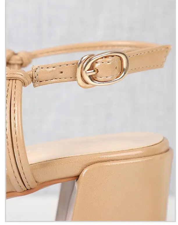 Soulier femme/Босоножки на ремешках с перекрестной шнуровкой; женская обувь на квадратном каблуке с пряжкой; повседневная обувь с высокой пряжкой; универсальная обувь с узкими ремешками