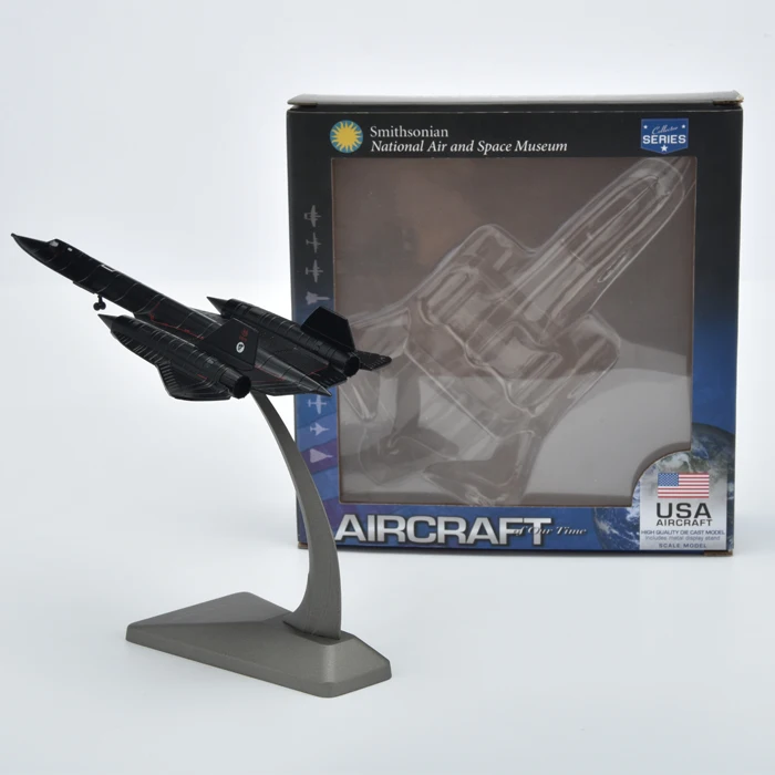 Разведывательный самолет SR71 из сплава 1:200 имитация американских моделей