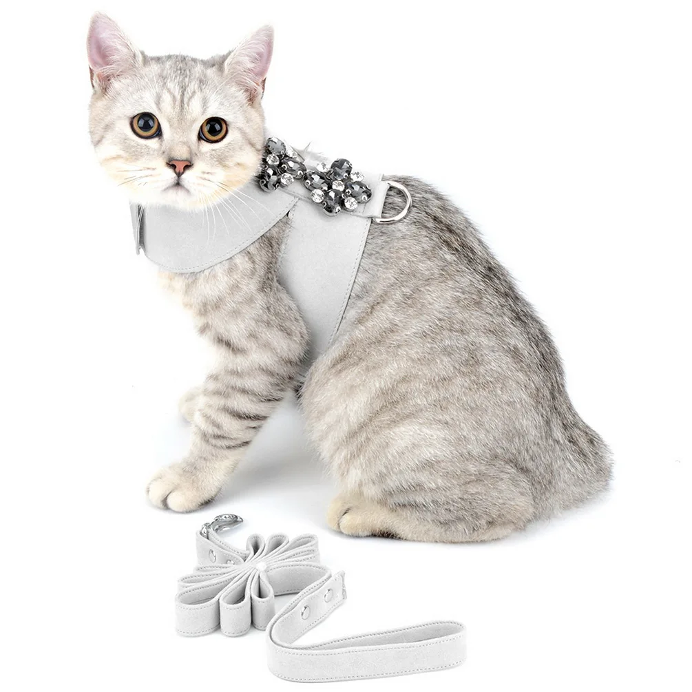 Комплект для собак и кошек из искусственной замши с ремнем и кристаллами Размер XS-XL/Регулируемый/Защита от сбегания/Быстрый выпуск/Без удушья/Удобный/3 цвета.