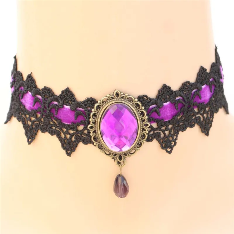 Готический стиль украшений для вечеринок - цветной кружевной ошейник с каплевидным кристаллом короткой формы, яркий акцент для женщин.