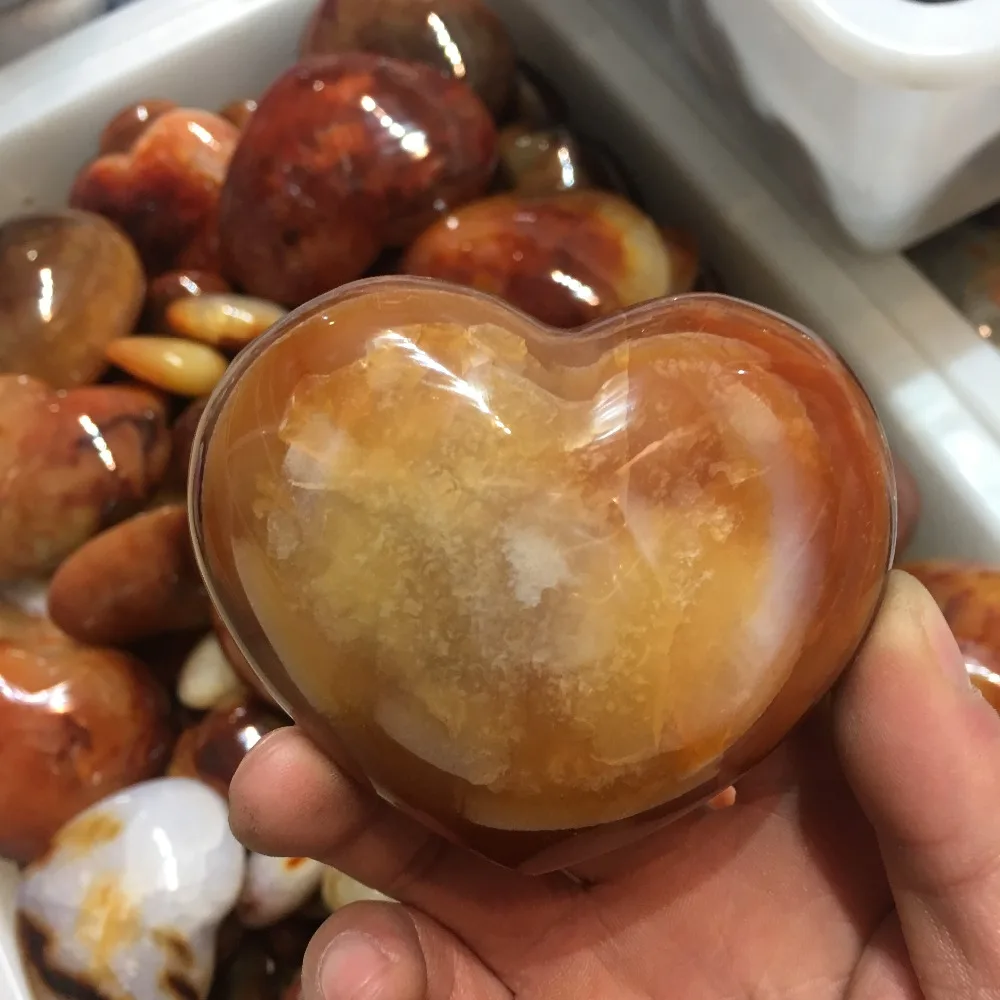 

Natural onyx crystal heart energy heals the heart decoration