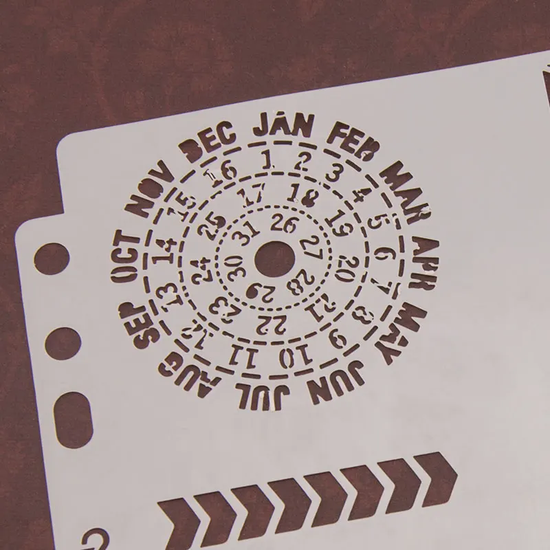 Новинка трафареты с календарем для самостоятельной сборки 13 см настенная