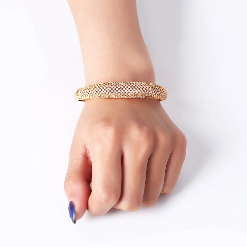 Женский дизайнерский браслет OCESRIO золотой на запястье для свадьбы в Дубае