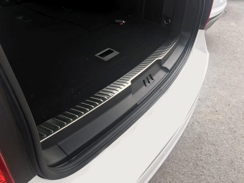 Защита для внешнего бампера багажника молдинговая отделка защитные аксессуары