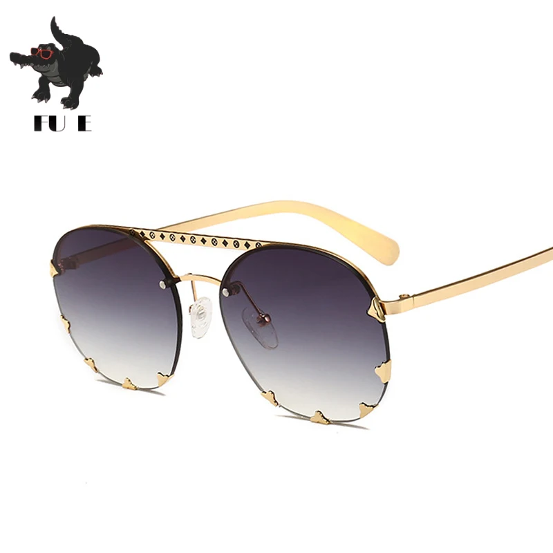 FU E ретро с заклепками инкрустированные Солнцезащитные очки женские брендовые