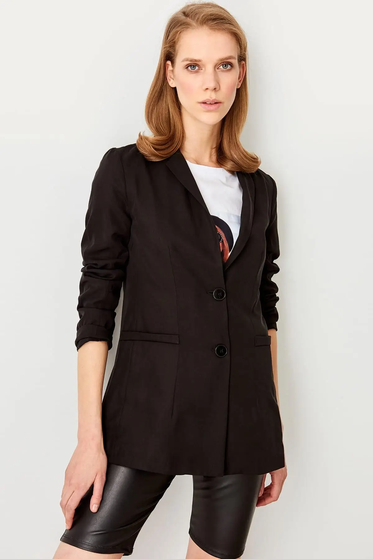 Trendyol черная кнопка деталь Ceket TWOSS19XM0172