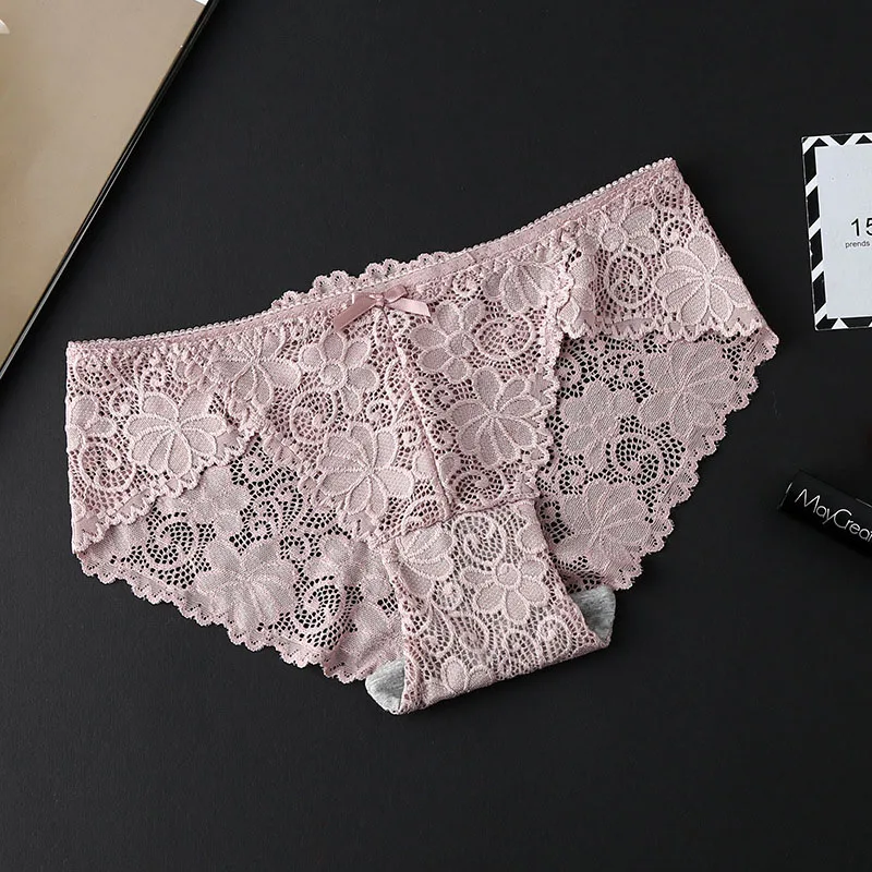 GUMPRUN Вышивка Трусики Цветочные выдалбливают низкой посадкой кружевные трусики