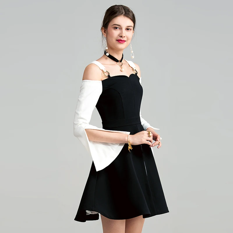 Женское платье на бретельках YIGELILA черное белое с открытыми плечами и рукавами