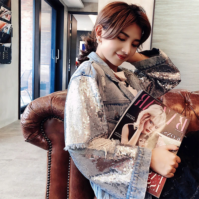 Куртка женская джинсовая ручной работы жакет из денима с блестками дырками