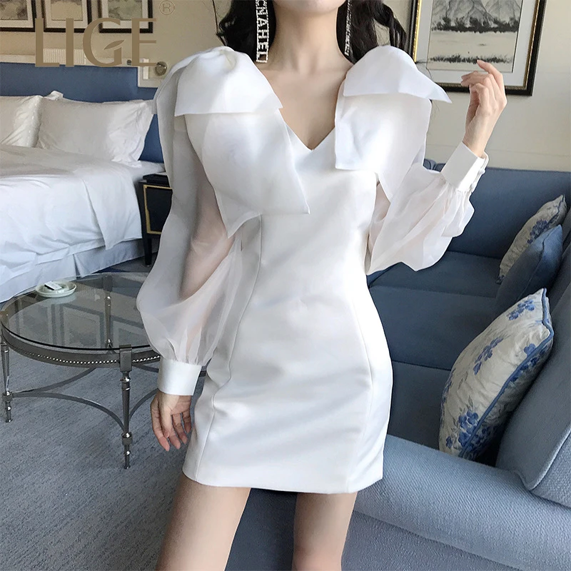 Сетчатое лоскутное белое летнее платье с v образным вырезом и высокой талией