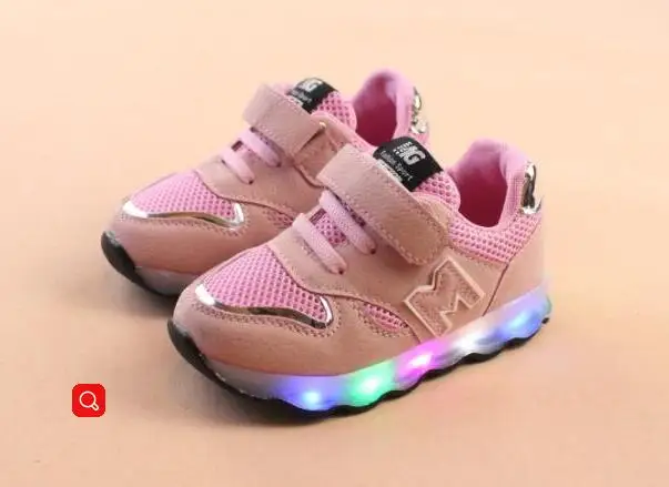 Новинка 2018 брендовая Весенняя детская спортивная обувь сетчатые светящиеся