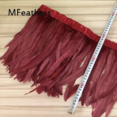 wine red 2 метра шампанского декоративные петушиные перья 35-40 см DIY куриное перо бахрома пришиты на атласную лента рождественские украшения полоски ремесло - Цвет: wine red