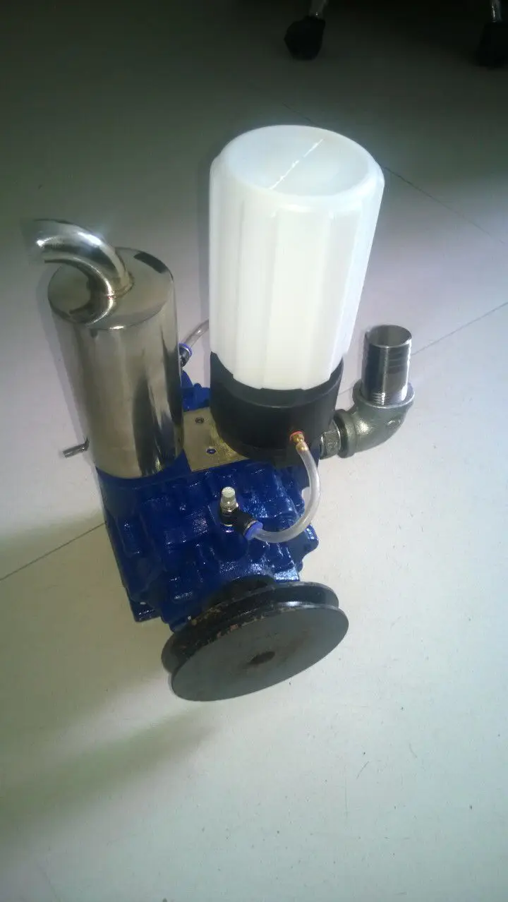 Молочный вакуумный насос 200 куб. См с масляным горшком глушитель шкив для двоих