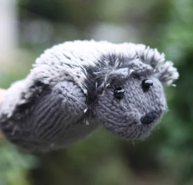 

new arrive women spring autumn winter Hedgehog animal fashion wrist adult knit gloves winter cute mittens