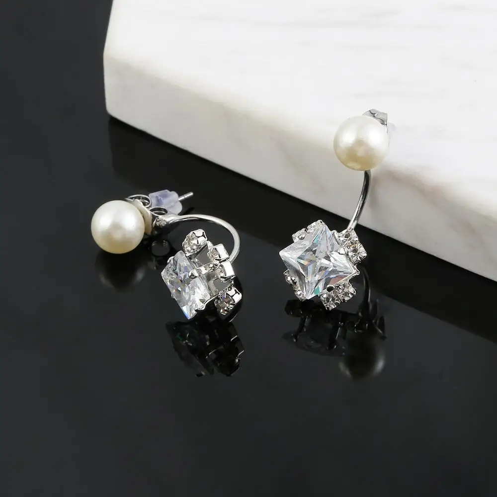 Серьги-гвоздики женские с пресноводным жемчугом белого и бежевого цветов 10 шт. |