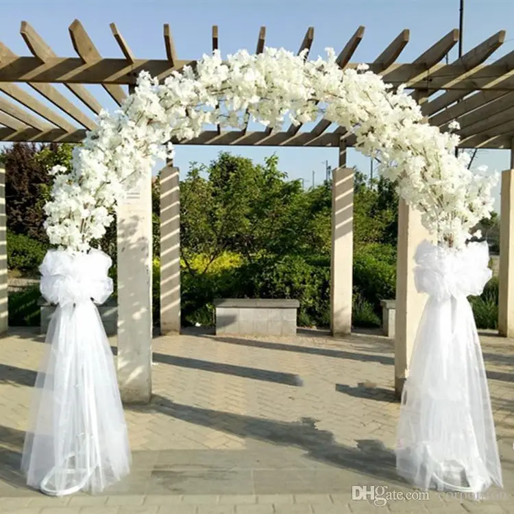 

Upscale Wedding Metal Arch Door Hanging Garland Flower Stands with Cherry blossoms For Centerpieces