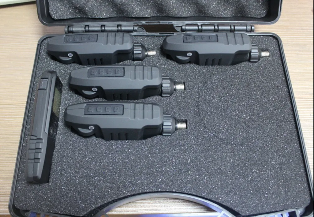 Новый 4 + 1 водонепроницаемый беспроводной сигнализатор укуса с приемником *