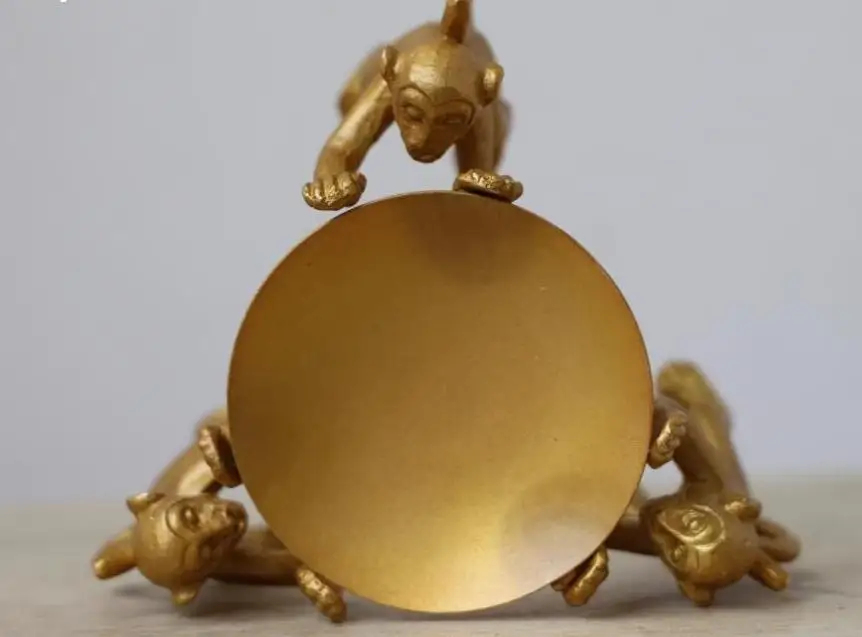 Китай латунная резьба обезьянка три фута масляная лампа подсвечник статуя NO47 |