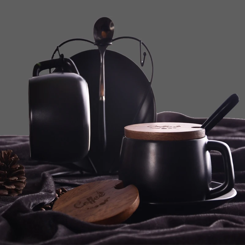 2 set with cup holde Черный скраб кофейная чашка с крышкой и ложкой Европейский послеобеденный чайный набор с набор кофейных чашек и блюдец домашняя офисная керамическая чашка - Цвет: 2 set with cup holde