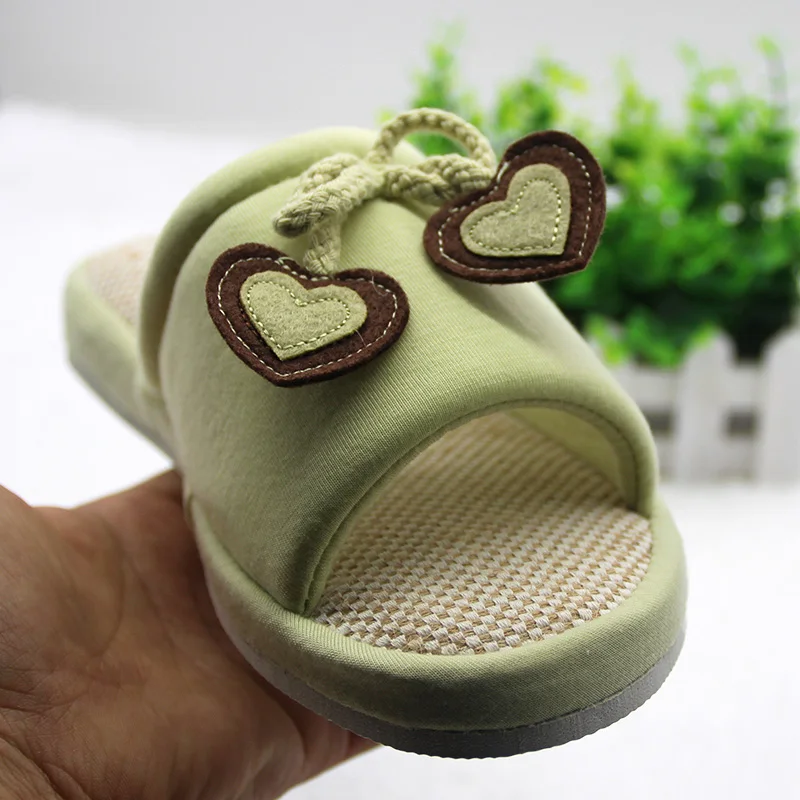 Милые женские домашние тапочки с рисунком в форме сердца Сезон лето Домашняя