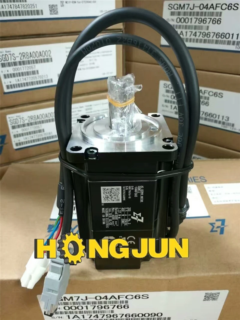 SGM7J-04AFC6S + SGD7S-2R8A00A кабели Новый и оригинальный Серводвигатель YASKAWA 400W |