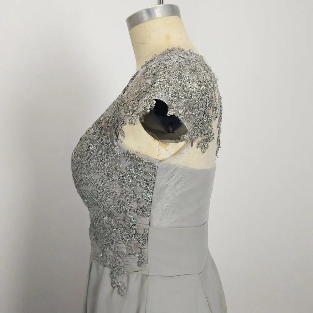 Шифоновое вечернее платье длиной до щиколотки с рукавами-крылышками и вырезом