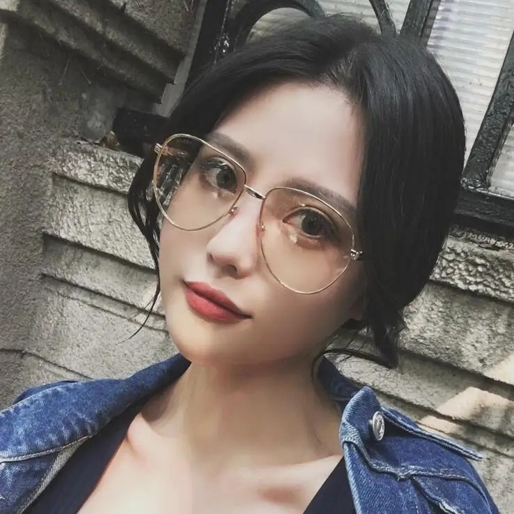 Солнцезащитные очки со звездами прозрачные крутые простые в оправе с