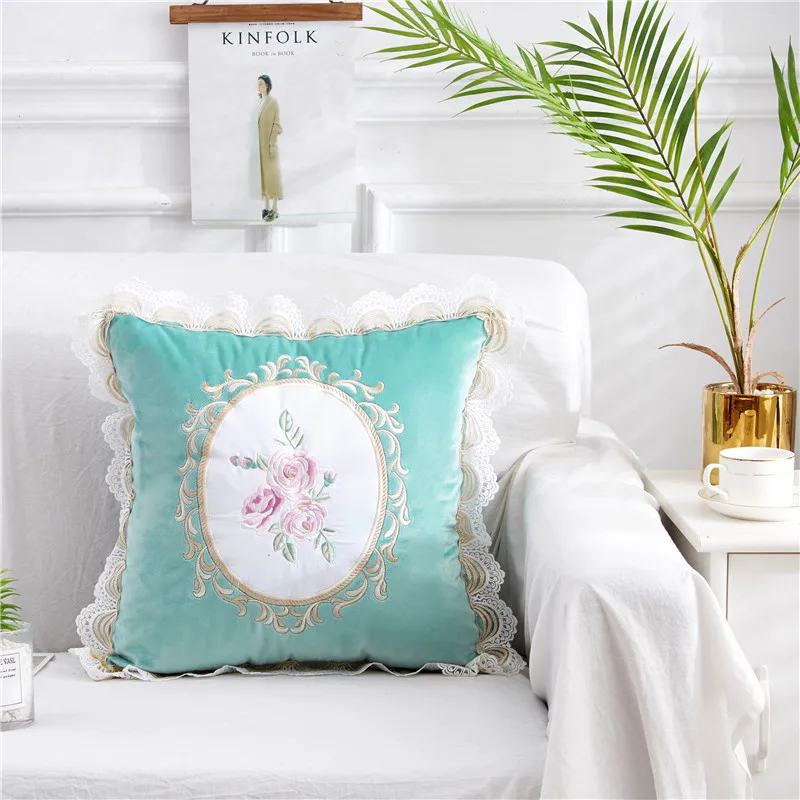 Наволочка с цветочной вышивкой и кружевной каймой Европейский Винтажный