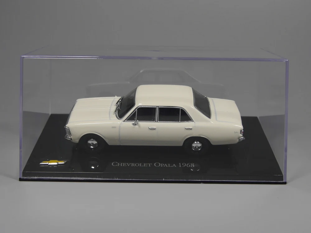 Авто ИНН-ixo 1:43 Chevrolet Opala 1968 литой модельный автомобиль