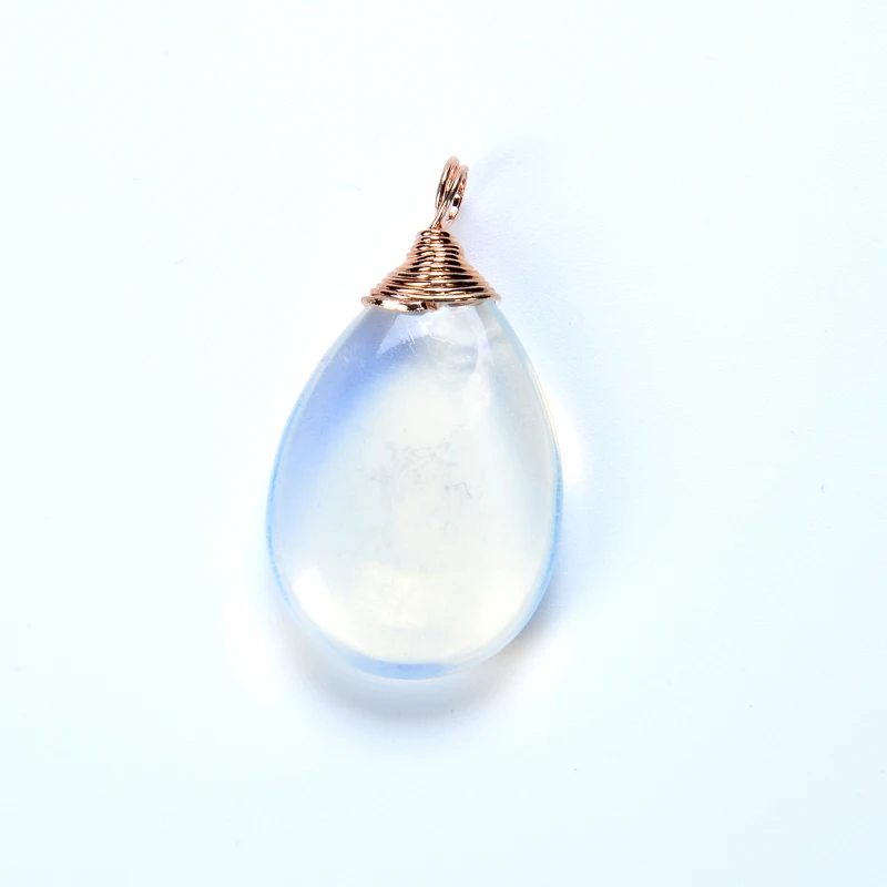 Ожерелье чокер женское из натурального камня аметиста и зеленой проволоки