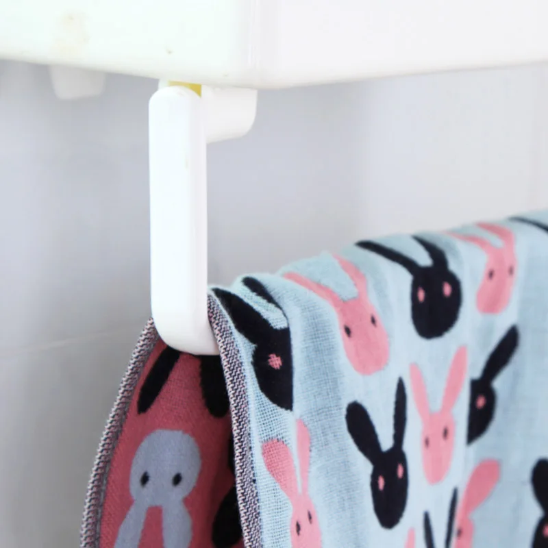 Настенная пластиковая корзина для хранения принадлежностей уборки ванной