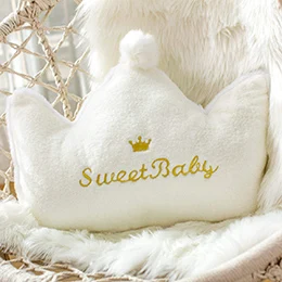 Cream crown Модные подушки в форме короны, звезды, сердца, Луны, облаков, полностью набитые плюшем, декоративная шаровая подушка с надписью, реквизит для девочек, кремовый, розовый, синий - Цвет: Cream crown