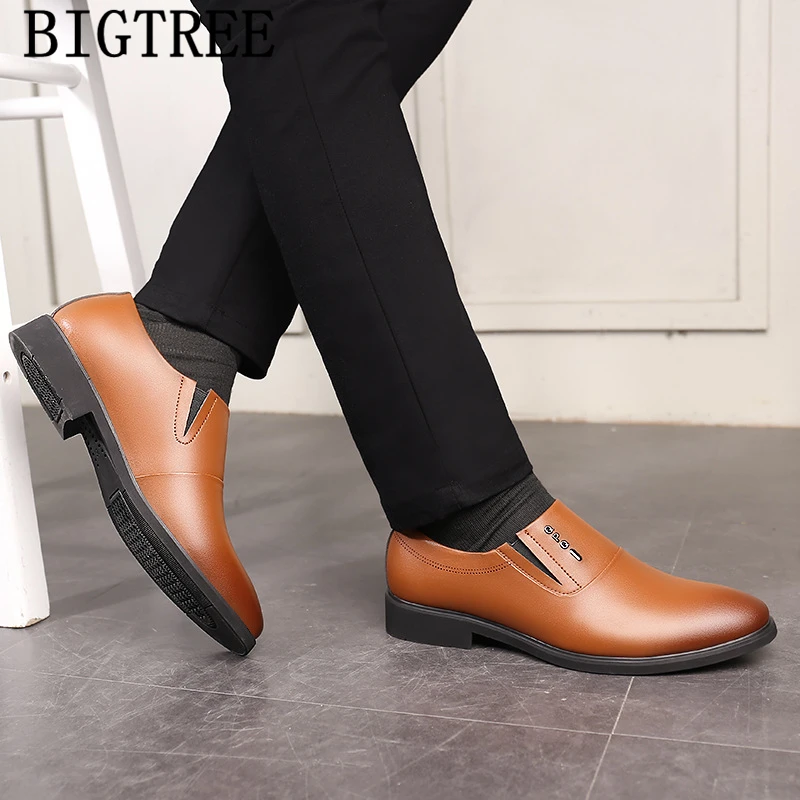 Строгие кожаные туфли для мужчин лоферы коричневые модельные в деловом стиле